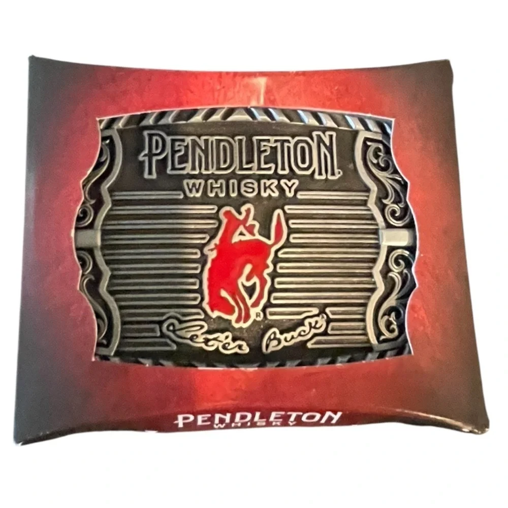 🖤❤️NEW Pendleton Whisky Belt Buckle Montana Silversmiths Limited Edition.